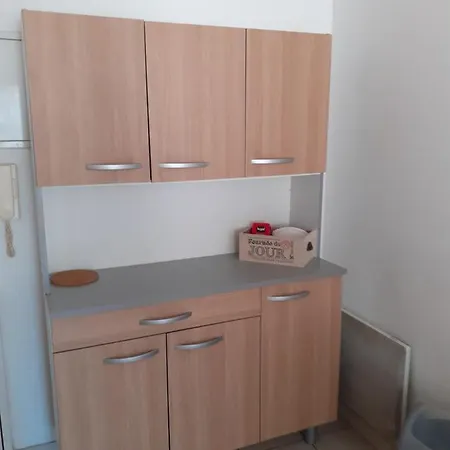 Daire Toe.location*grand T1 Bis*hyper Centre Et Port Toulon